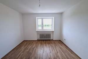 Schöne 3-Zimmer-Wohnung mit Balkon in Augsburg-Hochzoll zu vermieten – Hindelanger Straße 51B, 86163 Hochzoll-Nord, Augsburg – Vorschaubild 3
