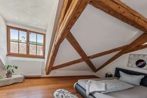 Geschichte atmen, modernes Leben genießen: Bauernhaus im Denkmalschutz in Jestetten mit Herz saniert – Die vollständige Adresse der Immobilie erhältst du vom Anbieter., 79798 Jestetten – Vorschaubild 19