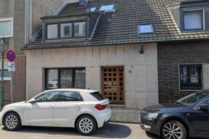 2 Zimmer-Wohnung mit Balkon in Düsseldorf-Rath – Rather Kirchplatz 15, 40472 Rath, Düsseldorf – Vorschaubild 4