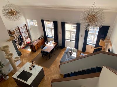 Historische Architektur neu gedacht – stilvolle 120 qm Loftwohnung