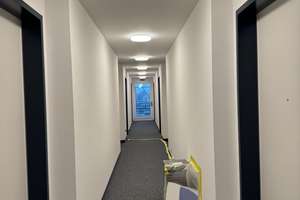 Helles 1-Zimmer Studenten-Appt. im 3. OG mit Balkon in Augsburg (nur f. Studenten u. Auszubildende) – Firnhaberstraße 20, 86159 Hochfeld, Augsburg – Vorschaubild 5