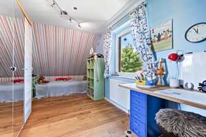 Property thumbnail 13