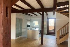 Altbaucharme auf zwei Etagen: 5-Zimmer-Maisonette im Fachwerk-Altbau mit Designküche und 2 Loggias – Die vollständige Adresse der Immobilie erhältst du vom Anbieter., 90461 Guntherstraße, Nürnberg – Vorschaubild 17