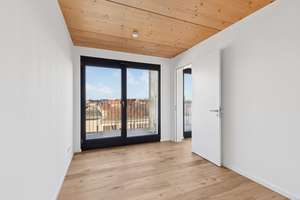 Exclusive 4-Room Penthouse with Roof Terrace and Balconies – Donaustraße 42b, 12043 Neukölln (Ortsteil), Berlin – Vorschaubild 2