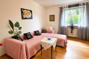 Wohnen mit Gartenflair: Helle Erdgeschosswohnung in beliebter Wohnlage mit Sonnenterrasse und eigene – Die vollständige Adresse der Immobilie erhältst du vom Anbieter., 85435 Erding – Vorschaubild 11