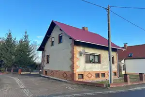 Idyllisches Wohnen: 
Einfamilienhaus mit weitläufigem Garten – Leipzig (Kreis) – Vorschaubild 1