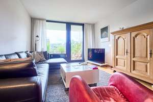 Charmante 3-Zimmer Wohnung mit Balkon und TG-Stellplatz – 40597 Benrath, Düsseldorf – Vorschaubild 2