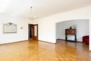 VON POLL BAD HOMBURG: Freistehendes Einfamilienhaus in bester Wohnlage Nähe Tannenwald – Hochtaunuskreis – Vorschaubild 6