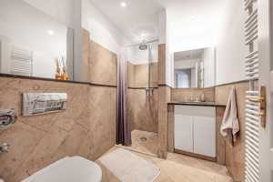 Historischer Charme trifft modernen Luxus: Exklusive Maisonette im voll modernisierten Stilaltbau – Düsseldorf – Vorschaubild 14