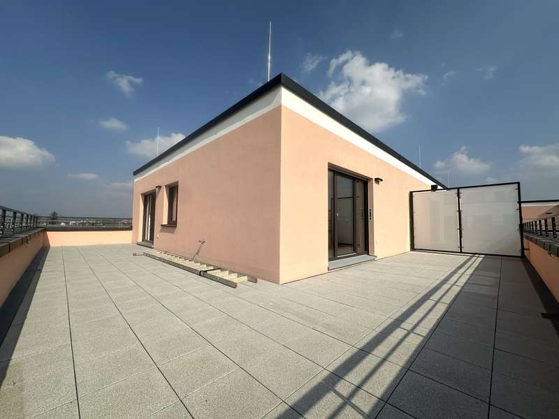 **Erstbezug** Große 2-Raum-Wohnung mit Terrasse in Dresden-Friedrichstadt - Foto 2