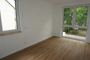 PROVISIONSFREI: Neugebaute Doppelhaushälfte mit Photovoltaik, Garage, EBK uvm. – Fuchshainer Straße 43c, 4683 Leipzig (Kreis) – Vorschaubild 8