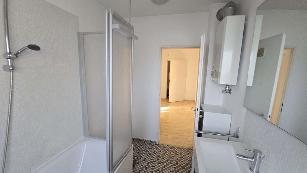 2-Zimmer-Dachgeschosswohnung in Nürnberg-St. Jobst - Foto 2