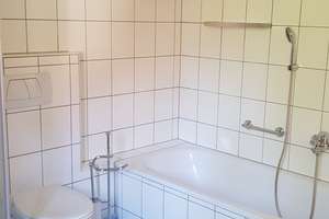 Schöne und geräumige DHH mit ausgebautem Dach in Feldmoching – Die vollständige Adresse der Immobilie erhältst du vom Anbieter., 80995 Feldmoching, München – Vorschaubild 12