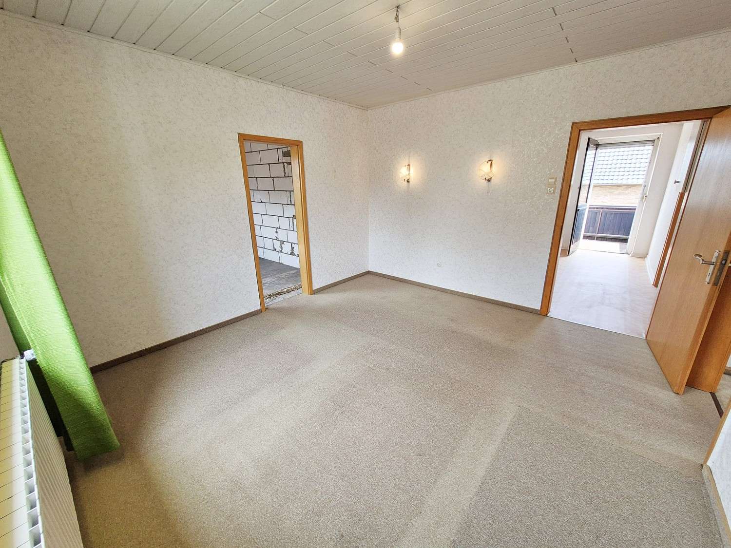 Immobilie in Lübbecke - Attraktives, großes 1-2 Familienhaus mit Wintergarten 
in ruhiger Lage von Lübbecke - Bild 3