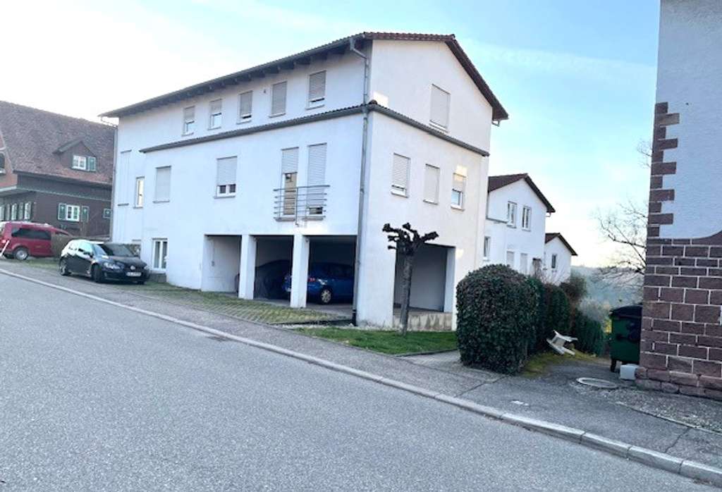 Immobilie in Waldbronn - ++Hübsche 2 Zimmer DG-Wohnung mit 2 Balkone + Carport in Etzenrot++ - Bild 0