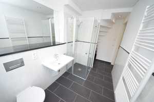 Hochwertig sanierte Maisonettewohnung mit Loggia, Fußbodenheizung und Parkettboden! – Beethovenstraße 22, 9130 Chemnitz – Vorschaubild 9