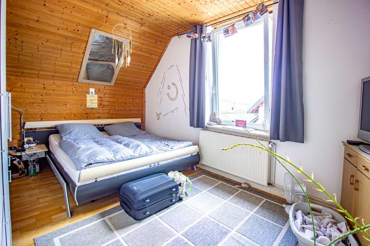 Immobilie in Wustrow - Zweifamilienhaus mit 2 separaten Einheiten und großem Grundstück in ruhiger Lage *Provisionsfrei - Bild 2