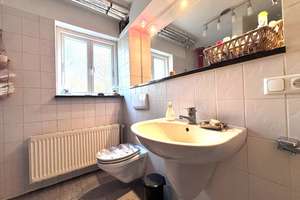 Raum für Träume – modernisiertes Wohnhaus mit Tierhaltung und Bauoption – Die vollständige Adresse der Immobilie erhältst du vom Anbieter., 23758 Oldenburg in Holstein – Vorschaubild 7