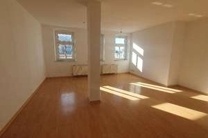 schöne Dachwohnung mit Fahrstuhl – Die vollständige Adresse der Immobilie erhältst du vom Anbieter., 9113 Schloßchemnitz, Chemnitz – Vorschaubild 2