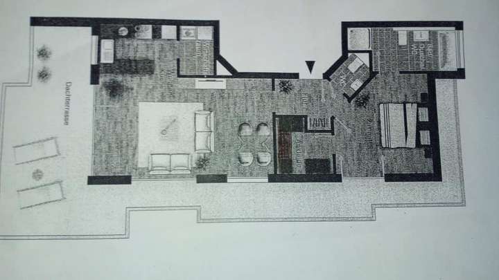 44683218_627954110934698_41067