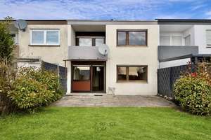 Sonniges Familienhaus mit Garten, Fernblick & Potenzial – Heilbronn-Klingenberg – Die vollständige Adresse der Immobilie erhältst du vom Anbieter., 74081 Klingenberg, Heilbronn – Vorschaubild 4