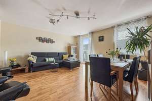 Helle 3-Zimmer-Etagenwohnung im schönen Duisburg Neudorf-Süd mit Balkon