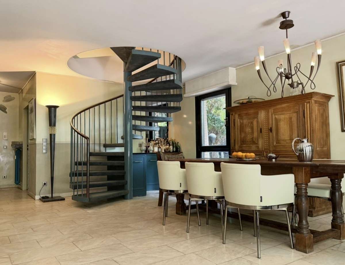 Maisonette-Wohnung || Top-Lage || viel Gestaltungspotenzial, Köln – Bild 2