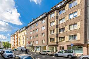 Großzügige Maisonette Wohnung in Pempelfort mit Einbauküche // Kurzfristig Nachmieter gesucht – Düsselthaler Str. 4, 40211 Pempelfort, Düsseldorf – Vorschaubild 1