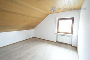 Zweifamilienhaus mit Südgarten, Terrasse, Garage & Carport in Großenseebach – Die vollständige Adresse der Immobilie erhältst du vom Anbieter., 91091 Großenseebach – Vorschaubild 16
