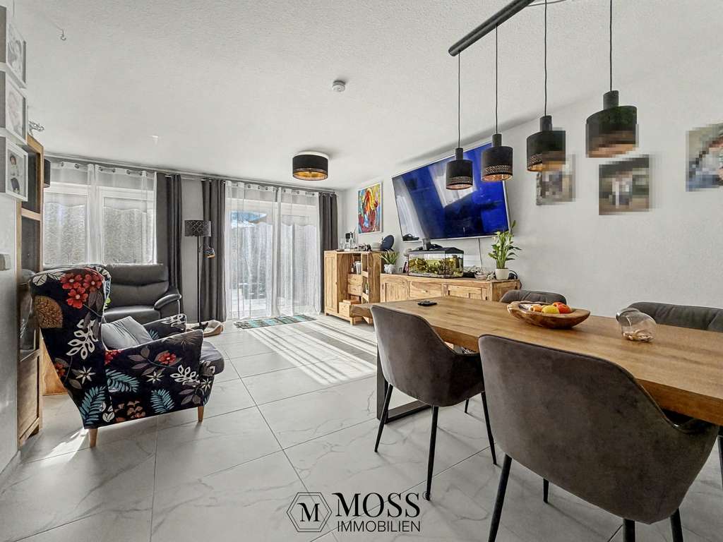 Immobilie in Schallstadt - Leerstehend: Reihenhaus der Extraklasse in Schallstadt/Mengen-Privater Rückzugsort mit Pool & Charme - Bild 0