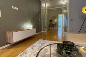 Möblierte Designer-Residenz mit Loggia & Gartenzugang – Berlin-Mitte – Rosa-Luxemburg-Straße 19, 10178 Mitte (Ortsteil), Berlin – Vorschaubild 2