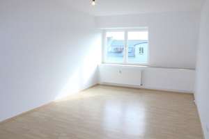 *Dachgeschoss Simon-Dach-Straße mit Balkon und EBK* – Simon-Dach-Straße 19, 10245 Friedrichshain, Berlin – Vorschaubild 6