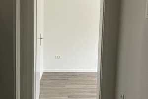 Renovierte 1 Zimmer Wohnung mit Badewanne! – Schönaichstraße  5, 45143 Altendorf, Essen – Vorschaubild 6