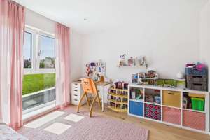 Mehr als ein Reihenhaus: KfW-55-Effizienzhaus mit Garten, Wellnessbad, PV und flexibler Aufteilung – Die vollständige Adresse der Immobilie erhältst du vom Anbieter., 93138 Lappersdorf – Vorschaubild 10