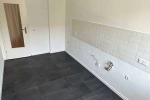 Helle 3-Zimmer-Wohnung mit Balkon in Duisburg-Neudorf – Sternbuschweg 188, 47057 Neudorf-Süd, Duisburg – Vorschaubild 9
