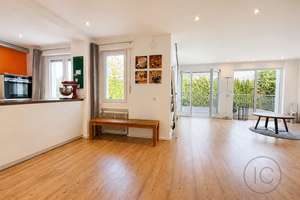Bezugsfreie 4-Zimmer-Wohnung mit Terrasse, Balkon und Grünblick am Königsforst