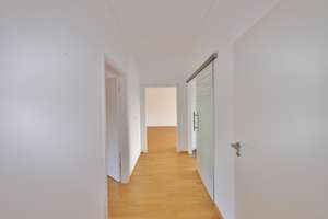 Exklusive 3-Zimmer Dachgeschosswohnung in bester Innenstadtlage von Solingen – Die vollständige Adresse der Immobilie erhältst du vom Anbieter., 42651 Solingen-Mitte, Solingen – Vorschaubild 7