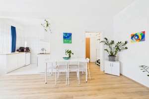 Schöne und helle möblierte 2-Zimmer-Wohnung in Duisburg-Beeck – Karl Albert Str 20, 47139 Beeck, Duisburg – Vorschaubild 1