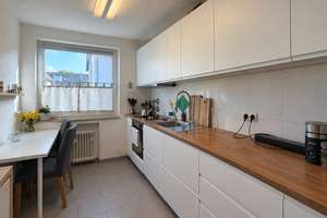 Geräumige 3-Zimmer-Wohnung mit Balkon und idealer Anbindung in ruhiger Lage von Benrath – 40597 Benrath, Düsseldorf – Vorschaubild 11