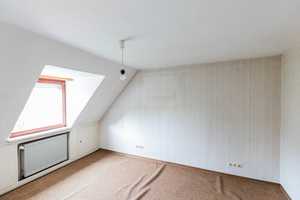 Großes Haus für die große Familie. Freistehendes  1-3-Familienhaus mit großem Garten und Garage – Groß-Gerau (Kreis) – Vorschaubild 12