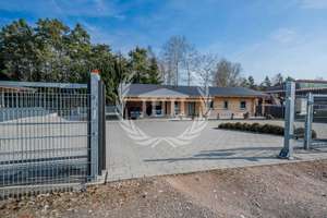 Arbeiten & Wohnen vereint – Modernes Wohn- und Geschäftshaus auf großzügigem Grundstück! – Die vollständige Adresse der Immobilie erhältst du vom Anbieter., 93149 Nittenau – Vorschaubild 40