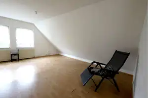 Doppelhaushälfte! Ideal für Handwerker! – Hamburg – Vorschaubild 4