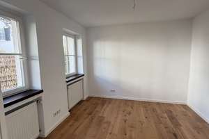 Kleine Remise in Poppelsdorf am Kreuzberg – Kreuzbergallee 2a, 53115 Ippendorf, Bonn – Vorschaubild 7
