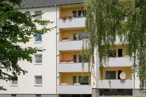 Property thumbnail 1