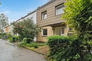 Reihenendhaus in Bestlage mit schönem, eingewachsenem Garten – Ebersberg (Kreis) – Vorschaubild 3