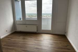 Renovierte 3-Zimmer-Wohnung mit Balkon und EBK in Bremerhaven – Die vollständige Adresse der Immobilie erhältst du vom Anbieter., 27568 Mitte, Bremerhaven – Vorschaubild 16