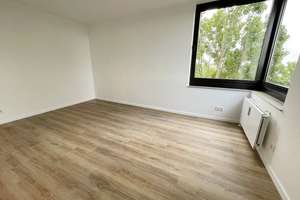 Renovierte 3-Zimmer-Wohnung: moderne Ausstattung, Balkon, neues Wannenbad, separate Küche, sep. WC – Friedensstraße 114a, 51145 Urbach, Köln – Vorschaubild 17