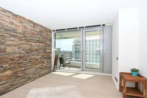 Exklusive 2-Zi-Wohnung im Marco-Polo-Tower - Hafen City mit großer Terrasse und Conciere-Service – Am Strandkai 3, 20457 HafenCity, Hamburg – Vorschaubild 8