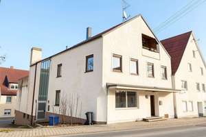 ++GELEGENHEIT++ 4 Familienhaus "Top für Mehrgenerationswohnen oder Anleger" – Die vollständige Adresse der Immobilie erhältst du vom Anbieter., 89129 Langenau – Vorschaubild 2