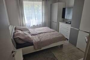 Moderne Ergeschosswohnung mit Klimaanlage, Einbauküche und eigenem Garten – Raiffeisenstraße 18, 47259 Huckingen, Duisburg – Vorschaubild 8